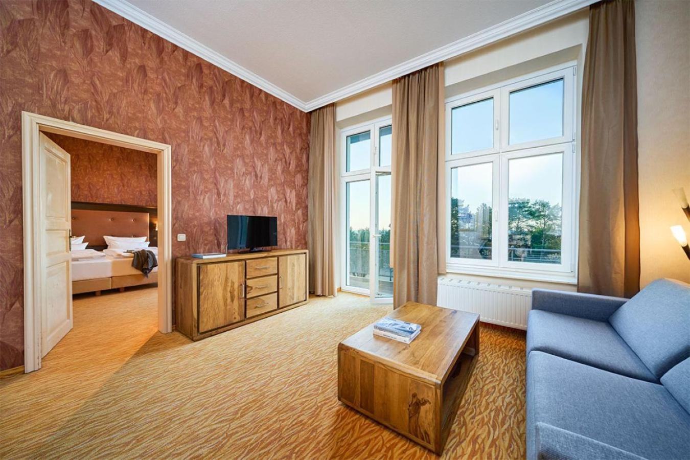 Strand- Und Wellnesshotel Preussenhof ツィノヴィッツ エクステリア 写真